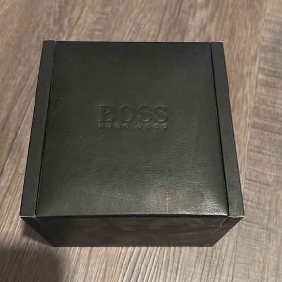 Men's Hugo Boss Quartz Watch - Picture 10 of 10